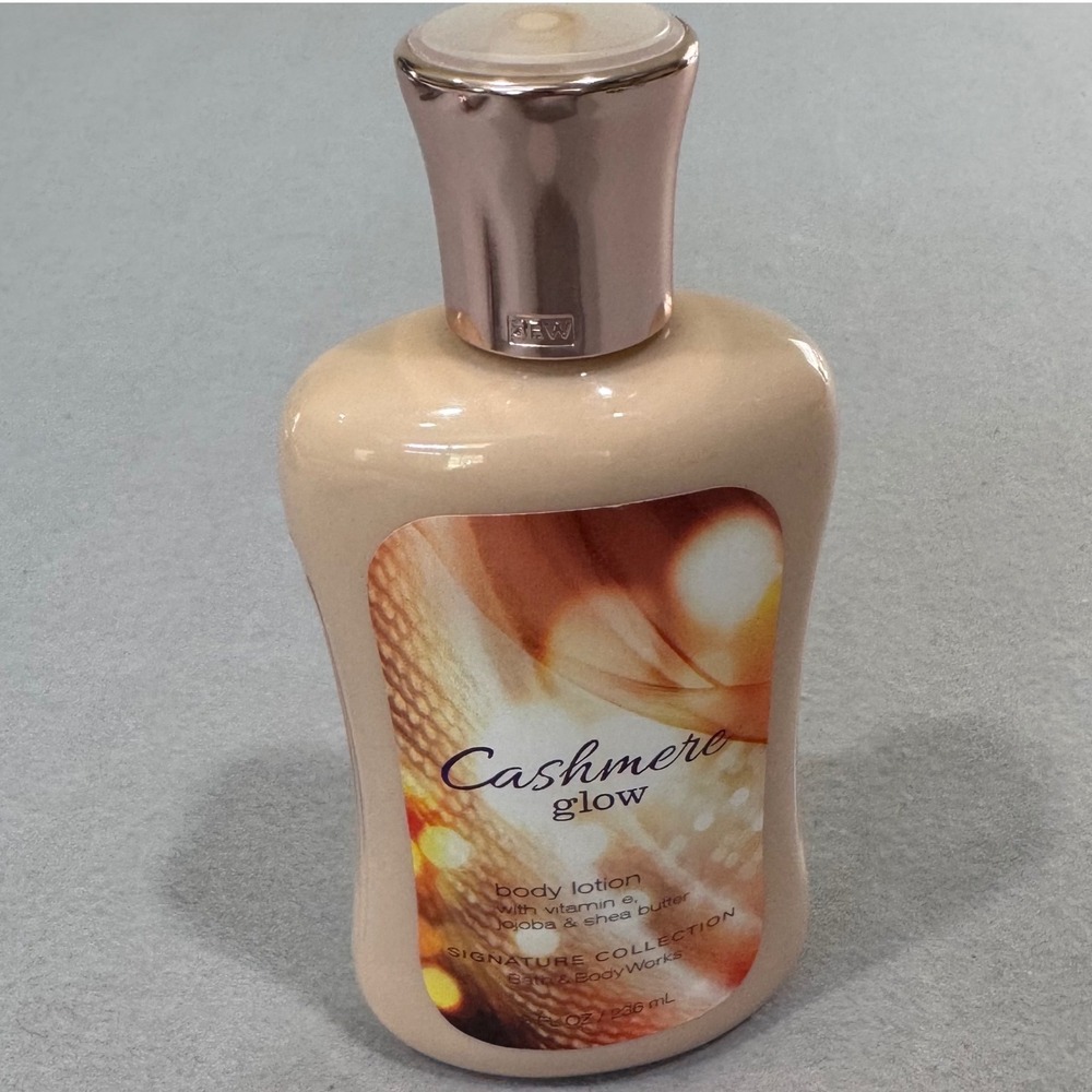 Bath & Body Works Cashmere Glow Body Lotion Women 8oz Peach Vanilla Musk